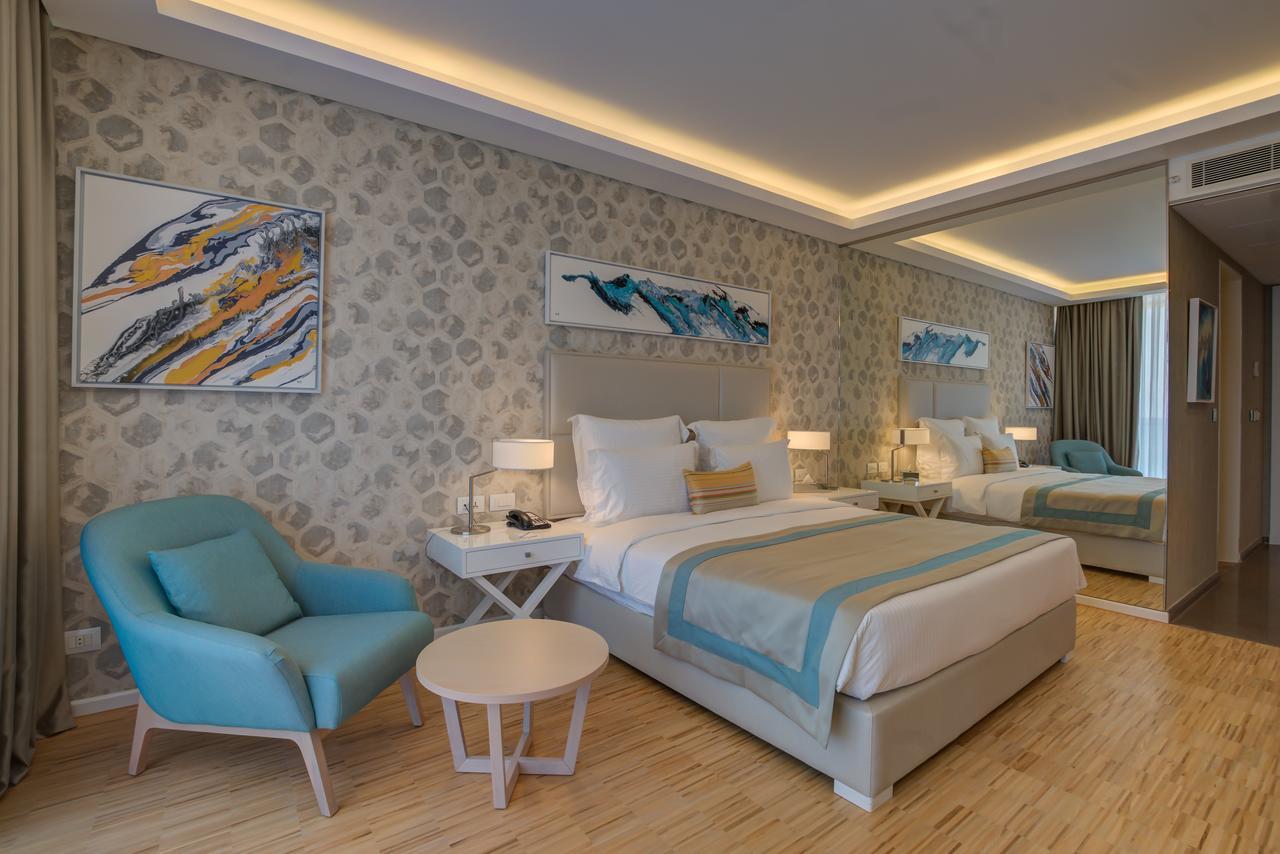 Hotel Lancaster Eden Bay Beirut Esterno foto
